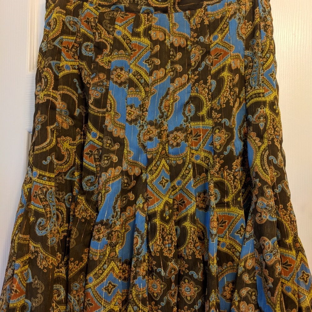 i(E FULL SKIRT WITH RUFFLES SIZE 8 - Picture 2 of 8